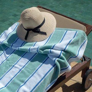 Beach towel size 35 x 70